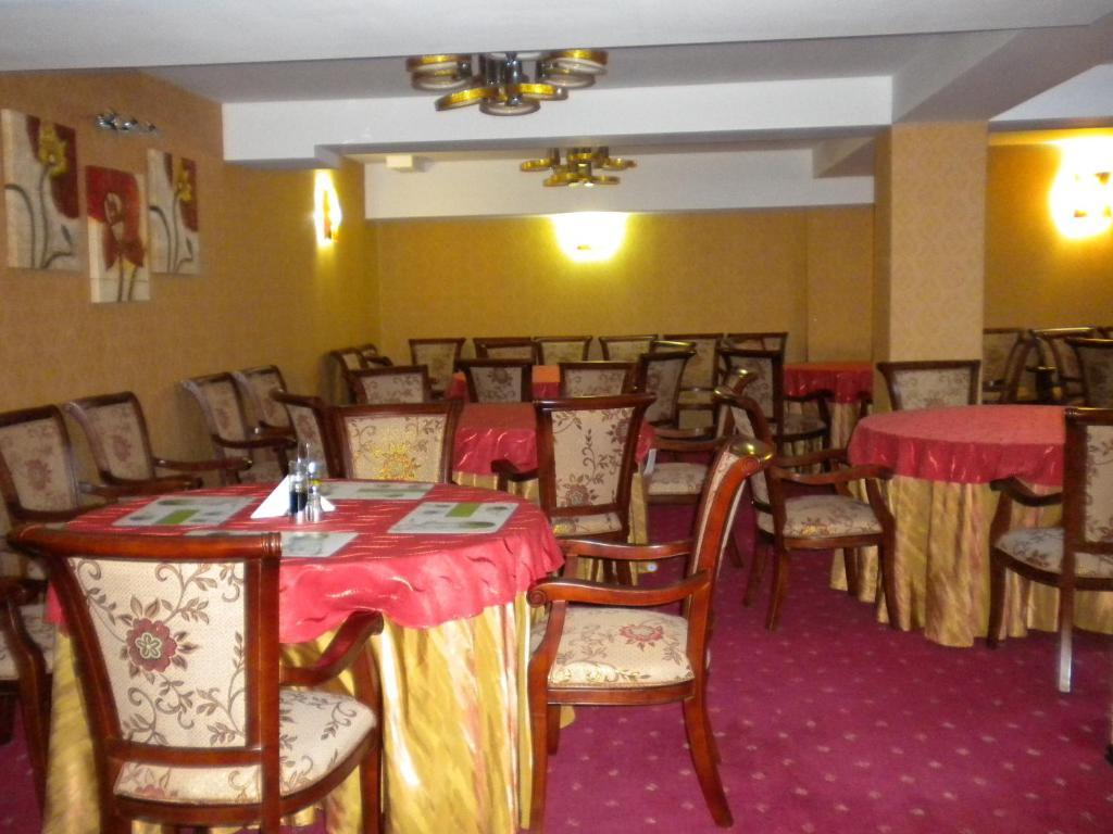Hotel Cristal Navodari Bagian luar foto