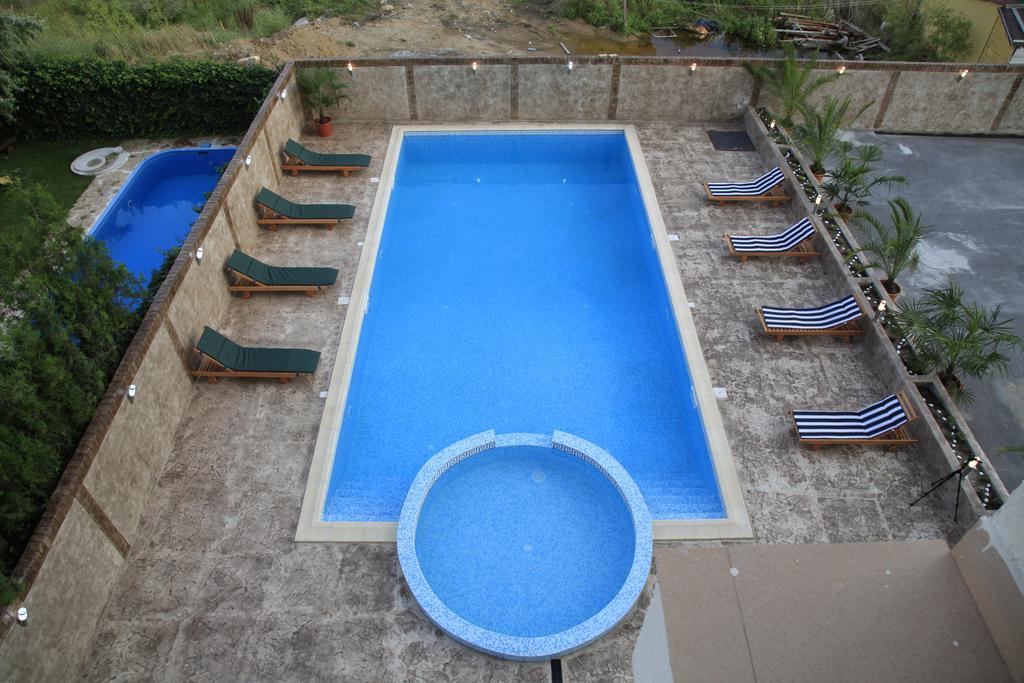 Hotel Cristal Navodari Bagian luar foto