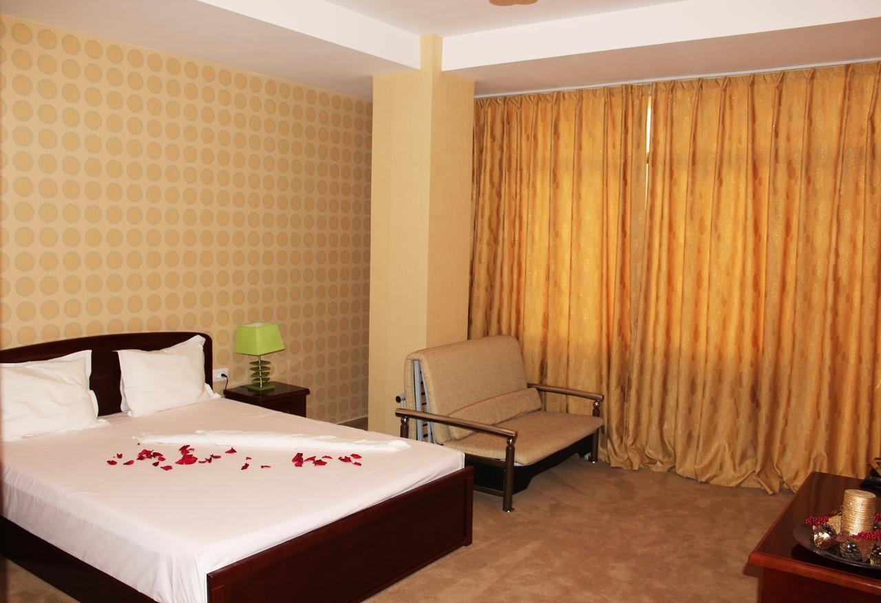 Hotel Cristal Navodari Ruang foto