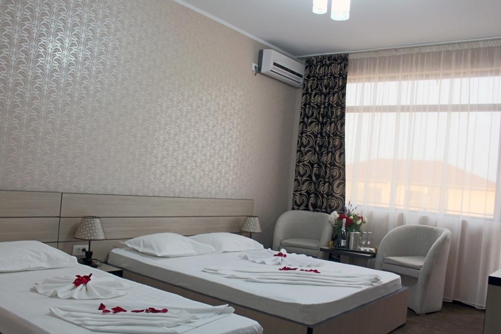 Hotel Cristal Navodari Ruang foto